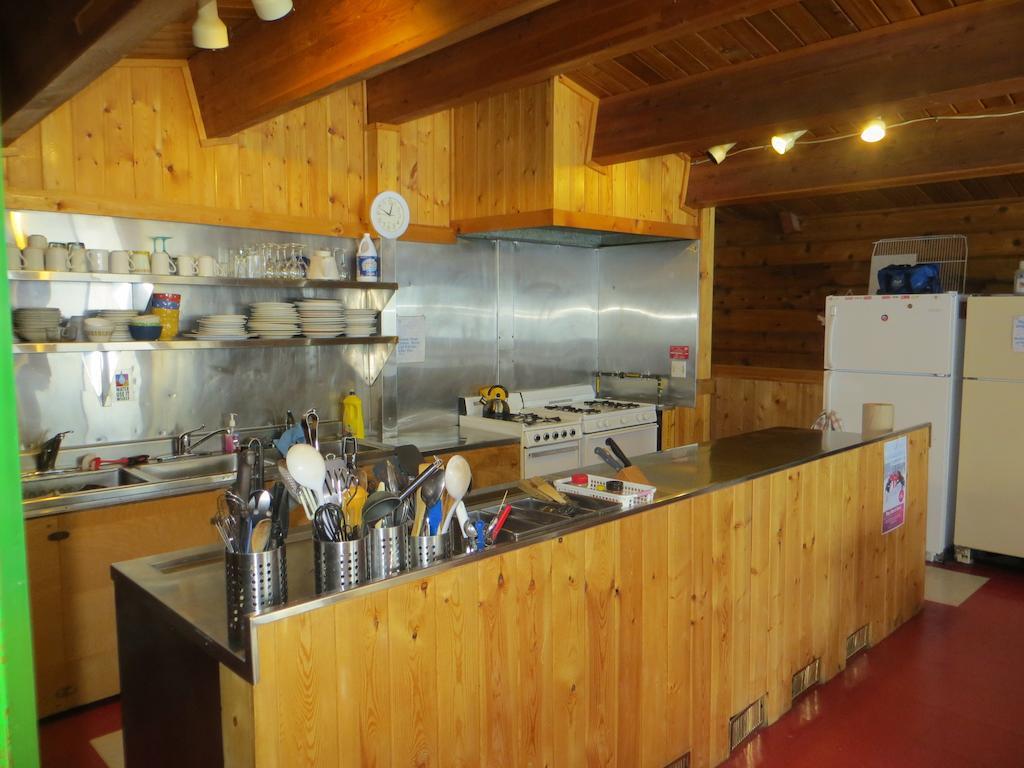 卡纳纳斯基斯村 Hi-卡纳纳斯基斯荒野旅舍旅舍 外观 照片